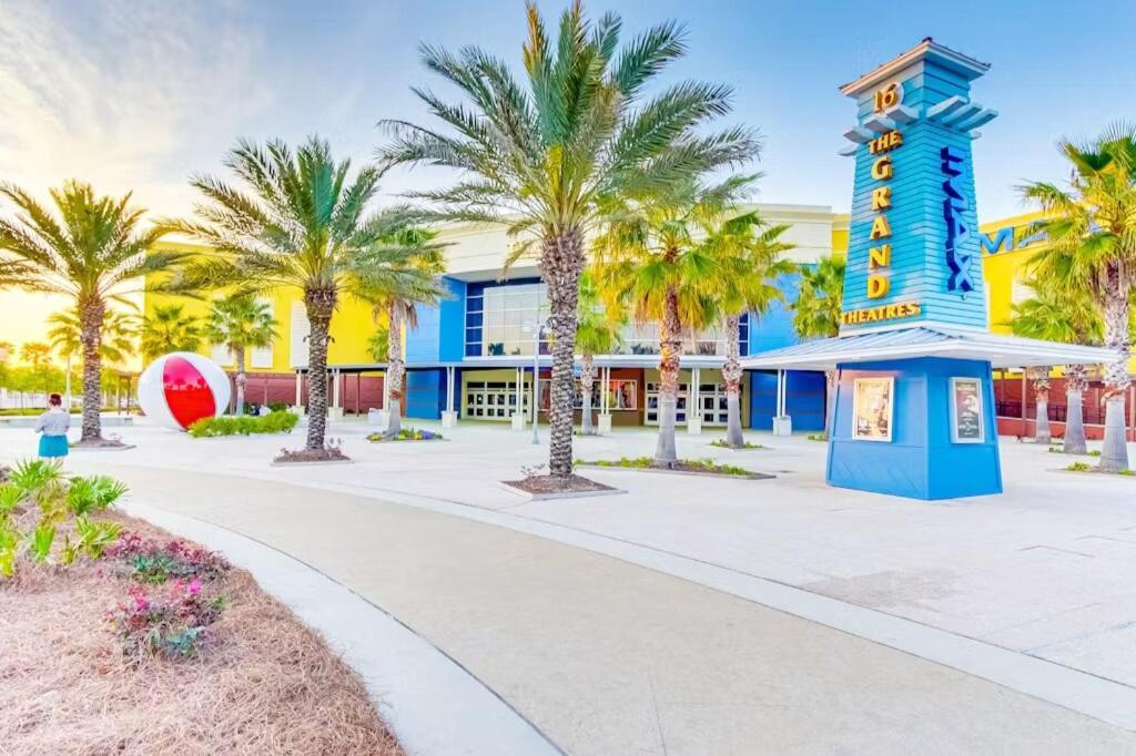 Apartment Front At Tidewater Resort, Pcb *